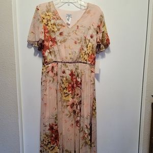 Floral maxi dress